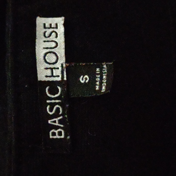 Basic House Soft Thick Polyester Y2K Ribbed Ruffled Black Mini Skirt S Junior - Picture 3 of 4